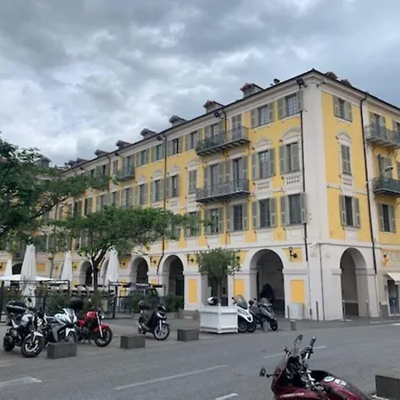 18 Garibaldi *